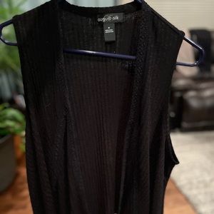 August Silk Vest. Medium. Like New. Great with jeans